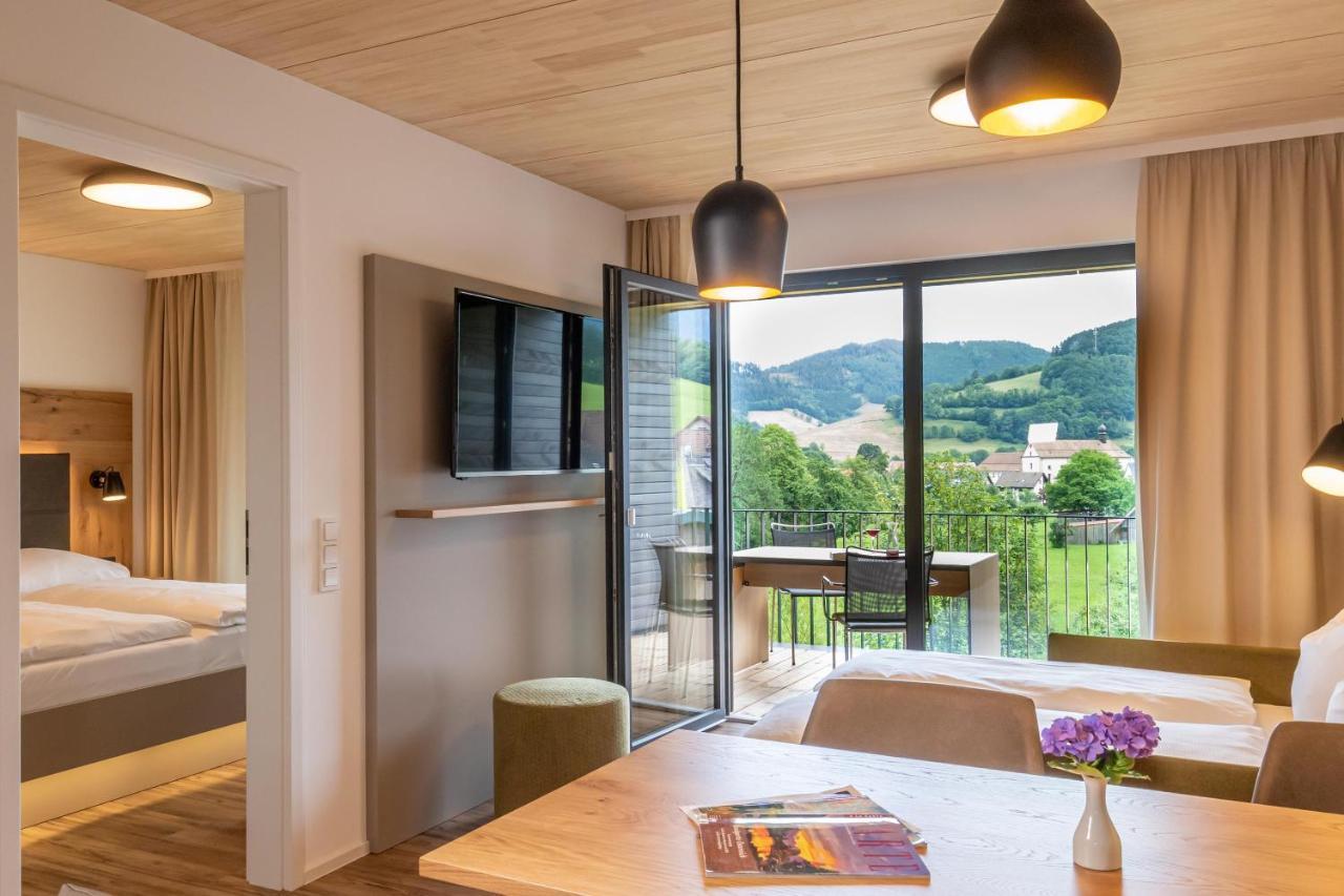 Goldener Adler Oberried - Hotel & Appartements Екстер'єр фото