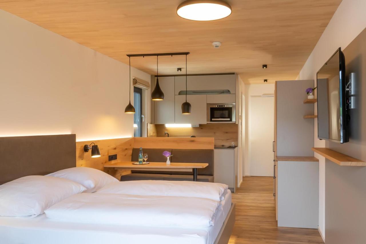 Goldener Adler Oberried - Hotel & Appartements Екстер'єр фото