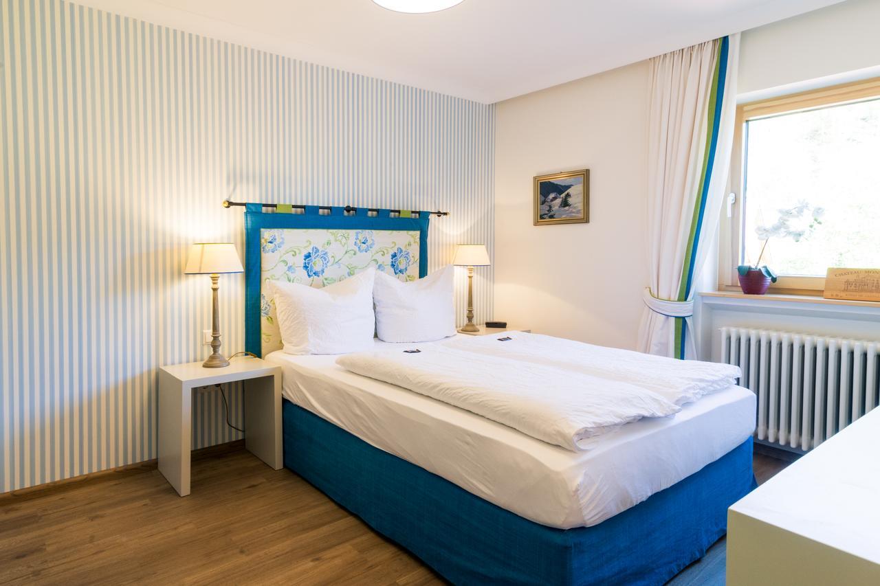Goldener Adler Oberried - Hotel & Appartements Екстер'єр фото