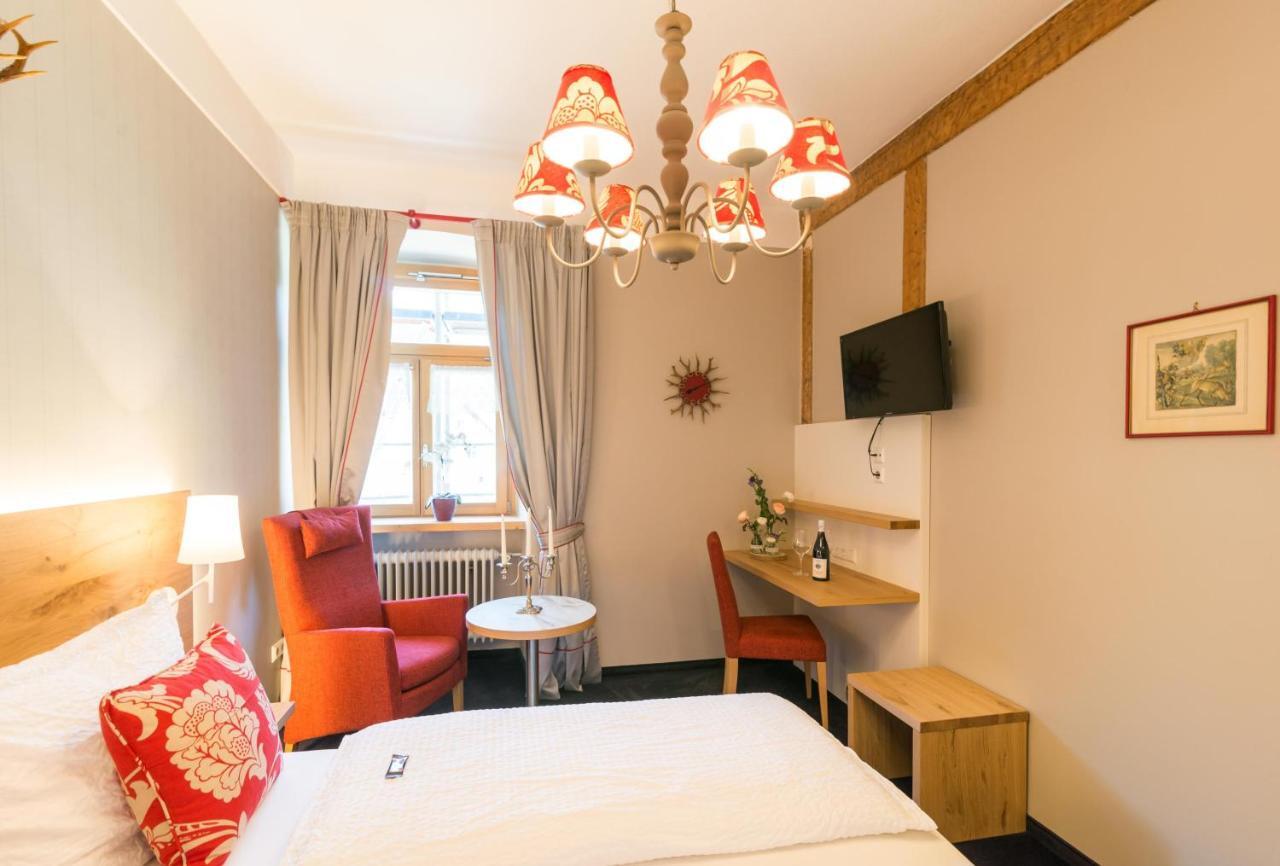 Goldener Adler Oberried - Hotel & Appartements Екстер'єр фото