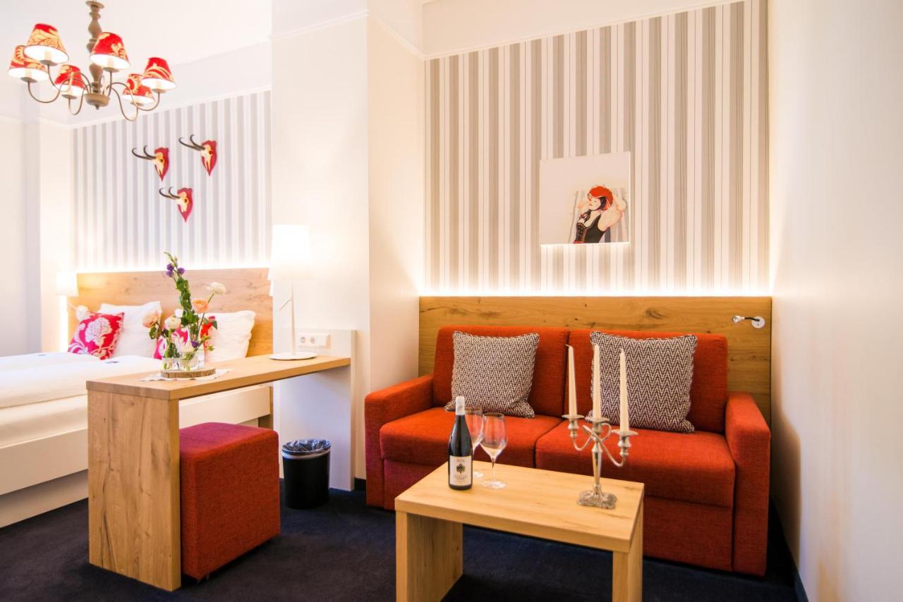 Goldener Adler Oberried - Hotel & Appartements Екстер'єр фото
