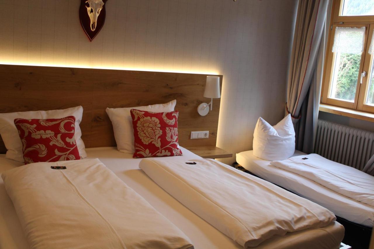 Goldener Adler Oberried - Hotel & Appartements Екстер'єр фото